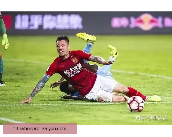 2023 足球薪资排名揭晓，各大球员收入情况引发关注